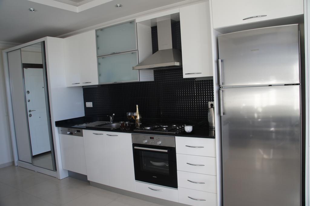 شقة Sea View Studio In Orion Garden أفسالاّر الغرفة الصورة