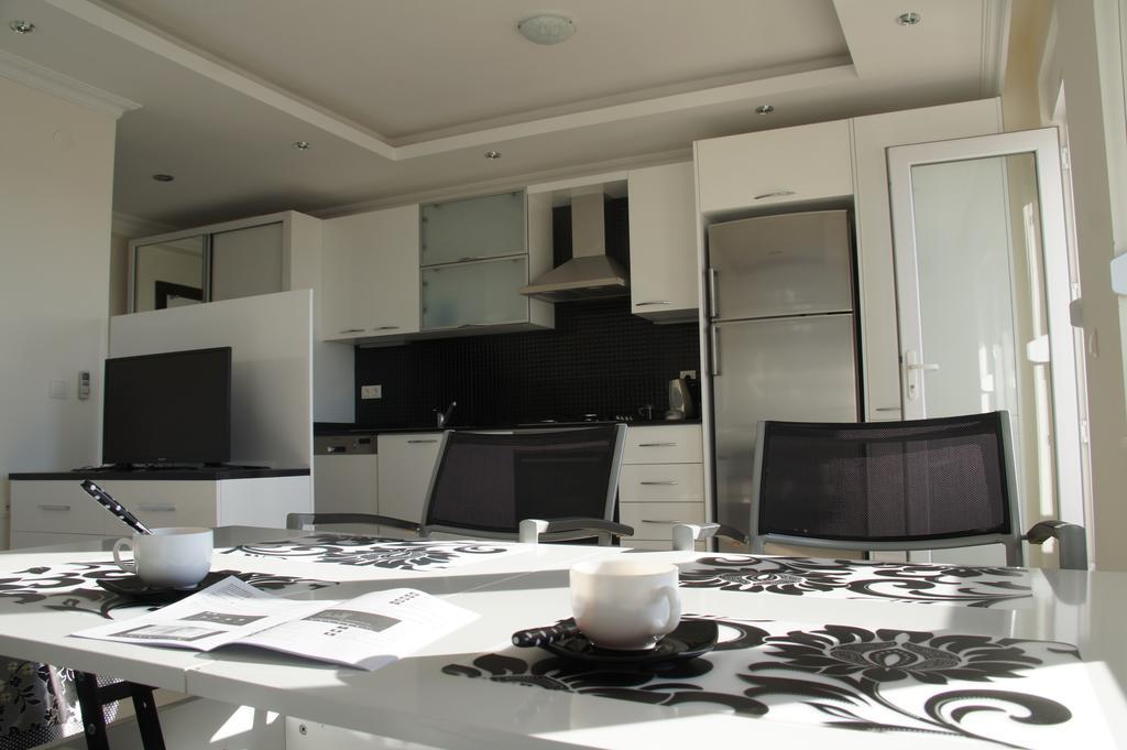 شقة Sea View Studio In Orion Garden أفسالاّر الغرفة الصورة